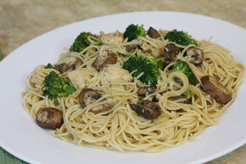 chicken broccoli pasta with mushrooms