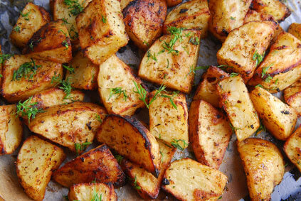 healthy roasted garlic potatoes
