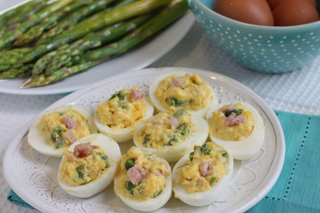 Simple Deviled Eggs with Ham and Asparagus
