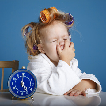 foods to avoid giving your kids before bedtime