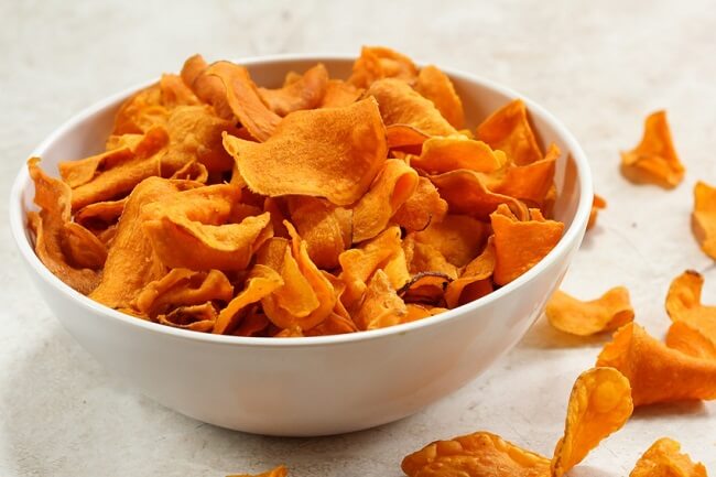 Baked sweet potato chips