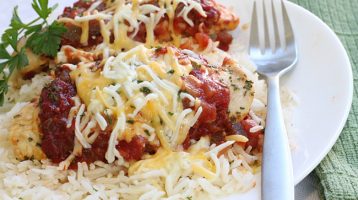 Cheesy Baked Salsa Chicken
