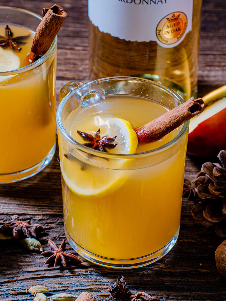 mulled white wine