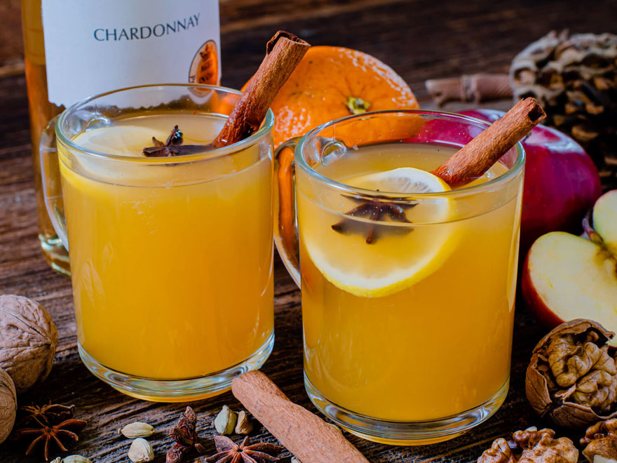 mulled white wine