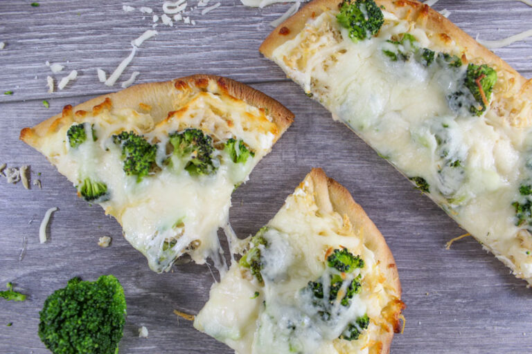 The Best Chicken Alfredo Flatbread with Broccoli